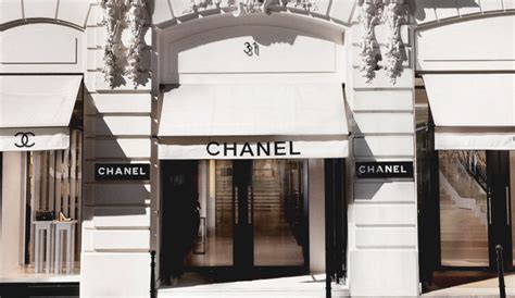 chanel retailers near me.